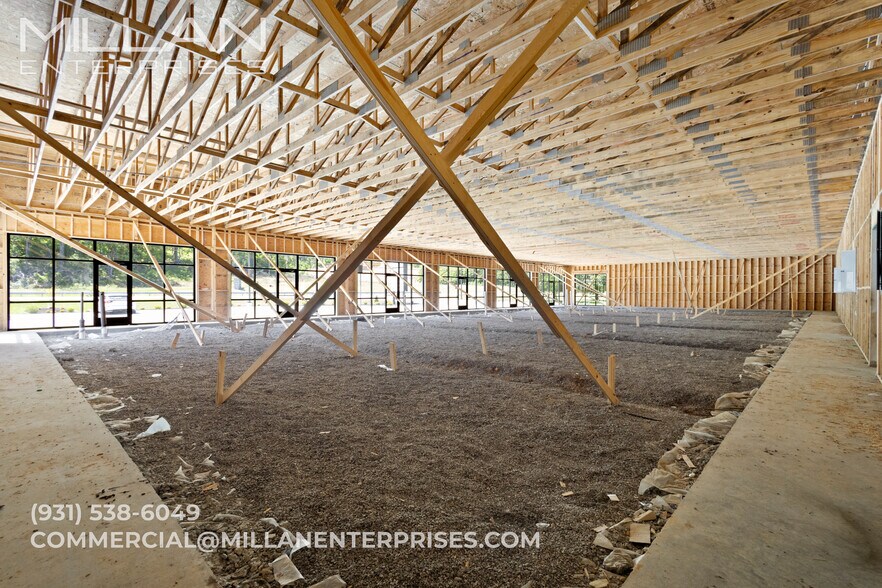 More Photos Of 1568 Donelson Pkwy, Dover General Retail For Lease