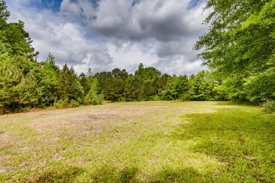 More Photos Of 3920 Hiram Lithia Springs Rd, Powder Springs Land For Sale