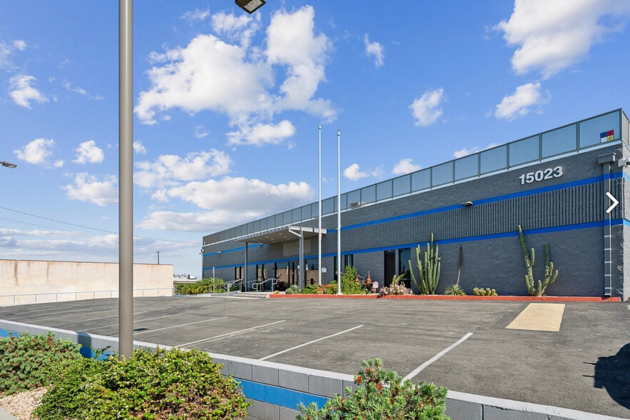 More Photos Of 15023 Ramona Blvd, Baldwin Park Industrial For Sale