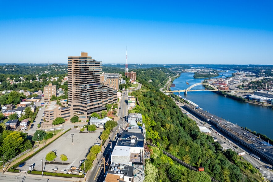 More Photos Of 1301 Grandview Ave, Pittsburgh Office For Sale