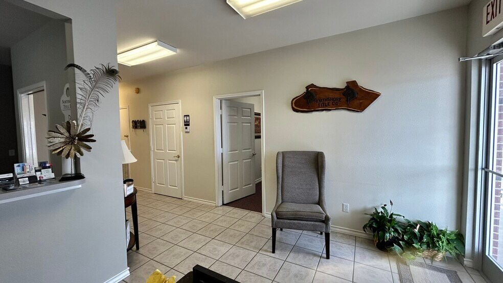 More Photos Of 2527 Highway 361, Ingleside Office For Lease
