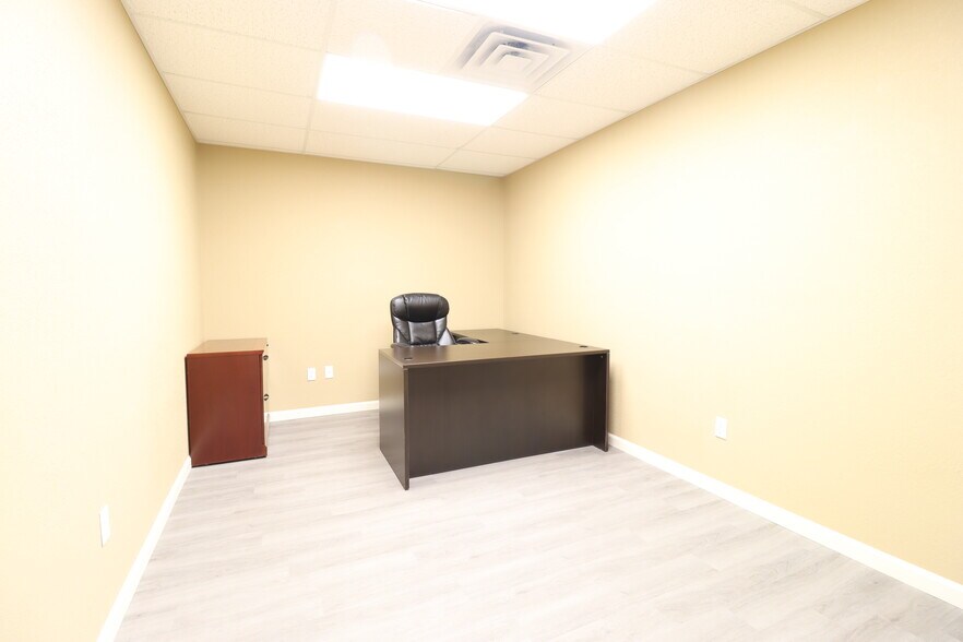 More Photos Of 2605 French dr, Hobbs Industrial For Lease