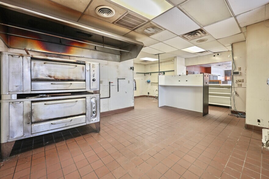 More Photos Of 105 1st St W, Milaca Multifamily For Sale