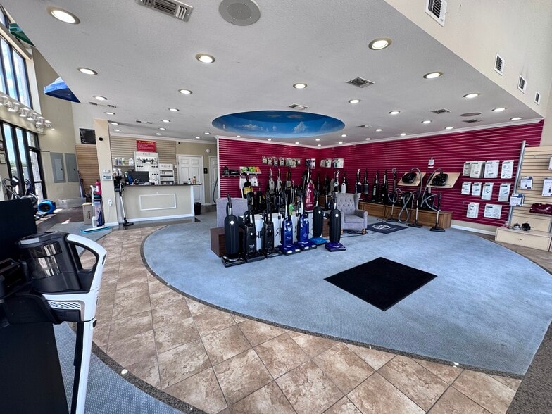 More Photos Of 5101 Davis Blvd, North Richland Hills Freestanding For Sale