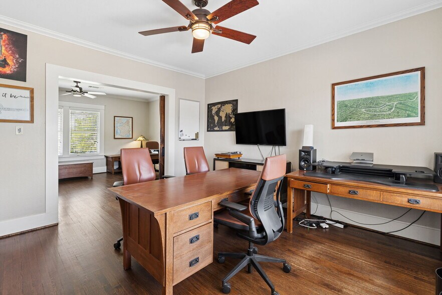 More Photos Of 4112 Swiss Ave, Dallas Office For Sale