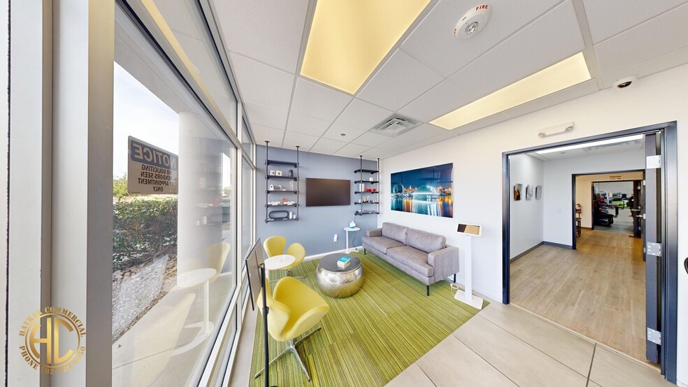 More Photos Of 295 Sunpac Ave, Henderson Warehouse For Sale