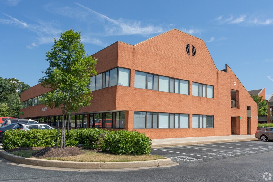 More Photos Of 7923 Honeygo Blvd, Baltimore Unknown For Lease