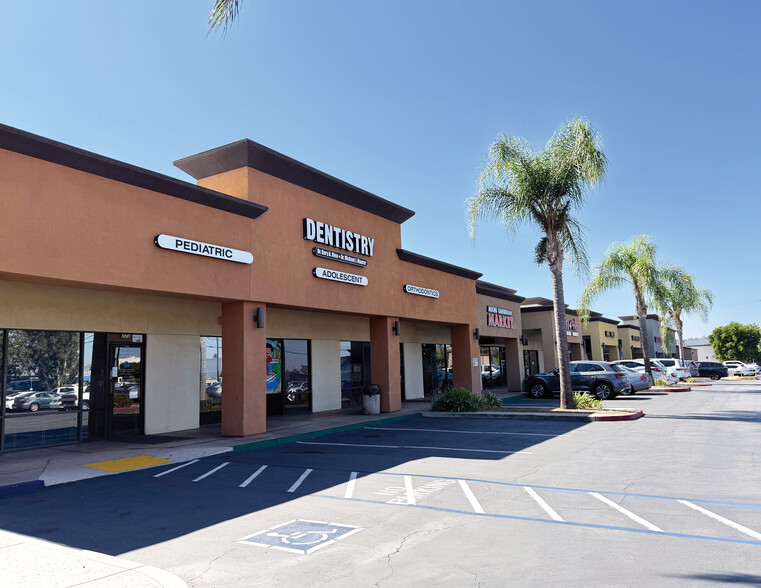 Primary Photo Of 701-777 Broadway, El Cajon Unknown For Lease