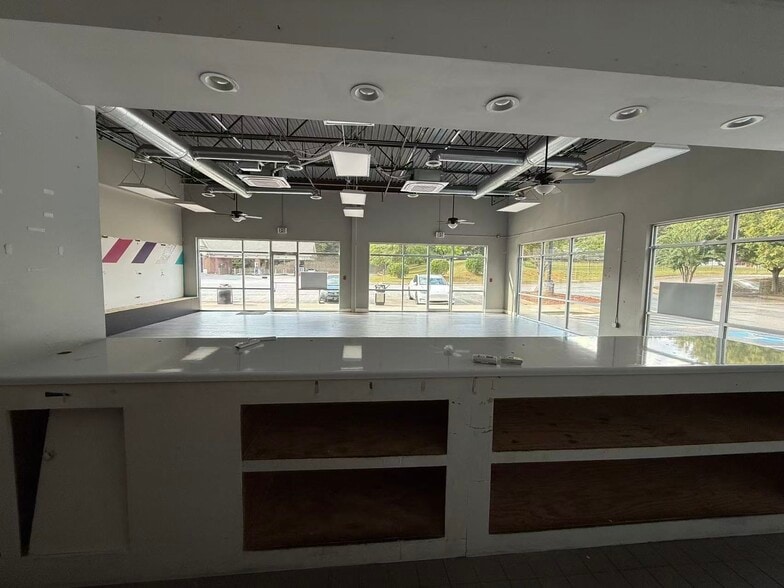 More Photos Of 1878 Mt Zion Rd, Morrow Unknown For Lease