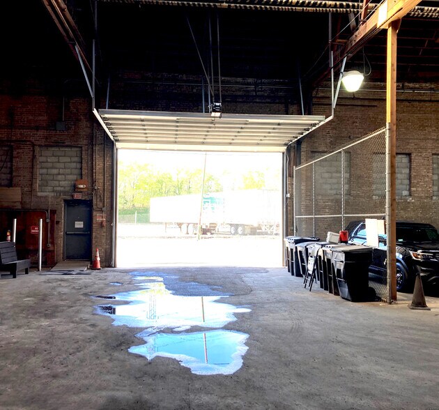 More Photos Of 1201-1275 S Campbell Ave, Chicago Warehouse For Lease
