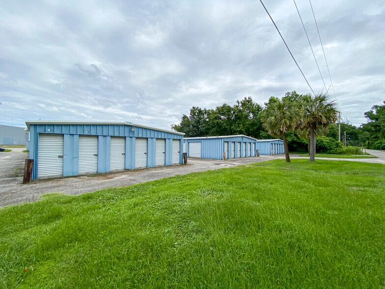 More Photos Of 3200 Airport Blvd, North Myrtle Beach Distribution For Lease
