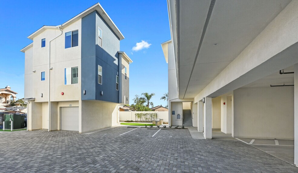 More Photos Of 611 Highland Ave, National City Apartments For Lease