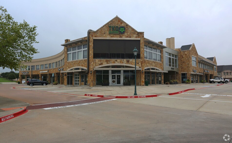 More Photos Of 2540 King Arthur Blvd, Lewisville Unknown For Lease