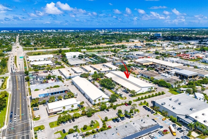 More Photos Of 1973 10th Ave N, Lake Worth Beach Distribution For Sale