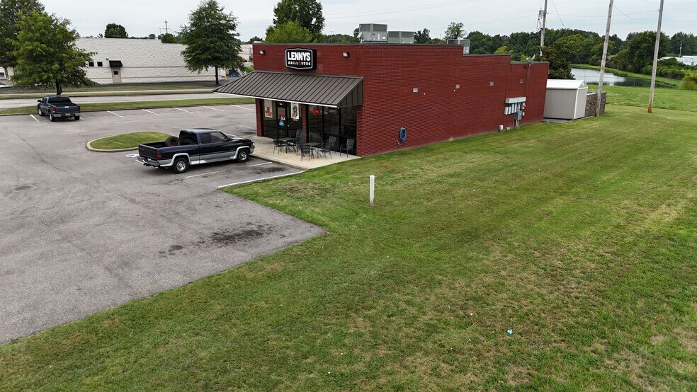 More Photos Of 8265 US Highway 51 N, Millington Fast Food For Sale