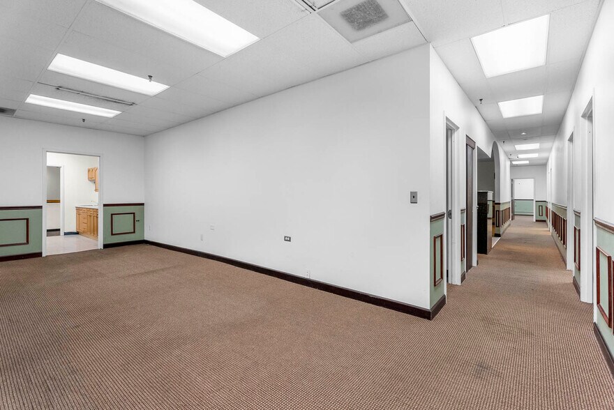 More Photos Of 288 N Broad St, Elizabeth Office For Lease