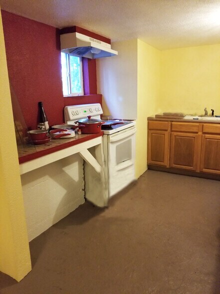 More Photos Of 113 S Main Ave, Ridgefield Religious Facility For Sale