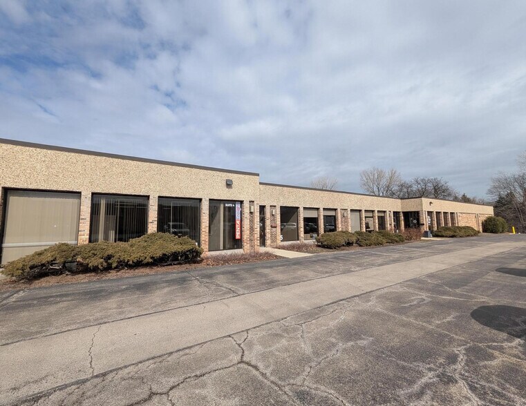 More Photos Of , Rolling Meadows Flex For Sale