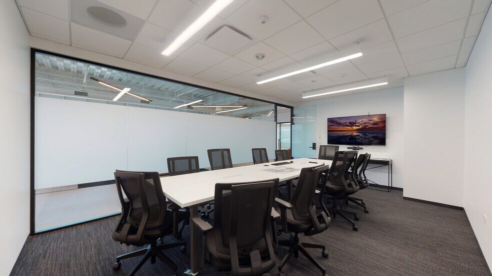 More Photos Of 1 Mid America Plz, Oakbrook Terrace Office For Lease