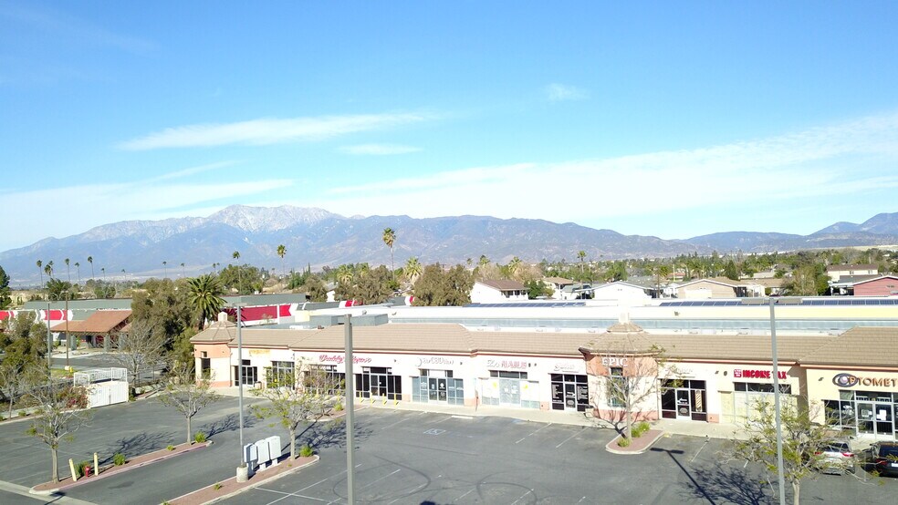 More Photos Of 17250-17284 Foothill Blvd, Fontana Unknown For Lease