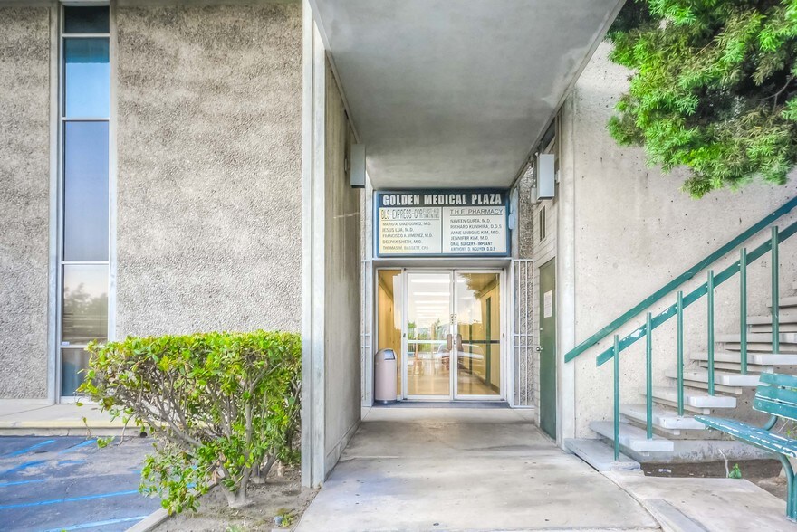 More Photos Of 360 E 7th St, Upland Medical For Lease