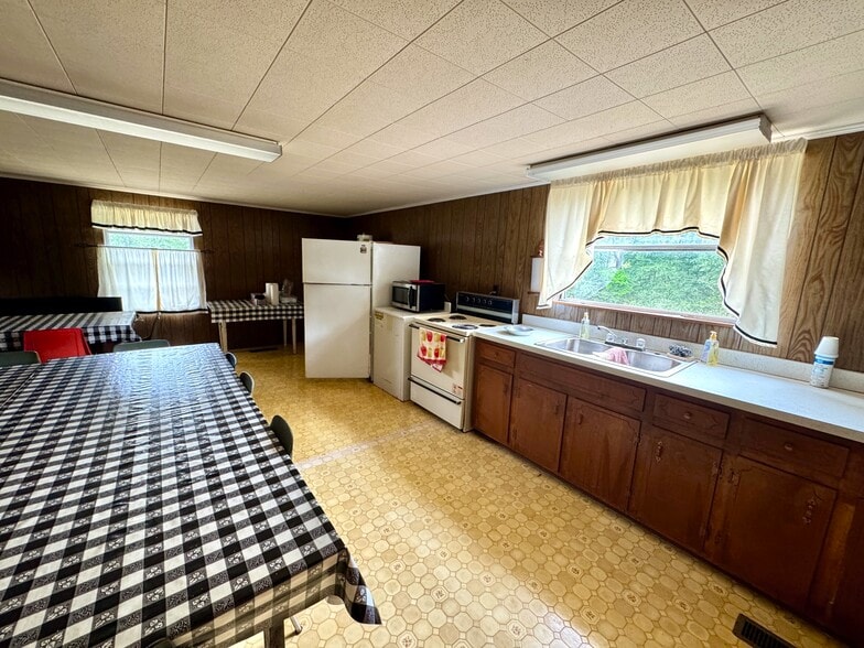 More Photos Of 159 South Street st, Keysville Specialty For Sale