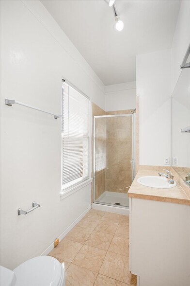 More Photos Of 628 Waverley St, Palo Alto Apartments For Sale