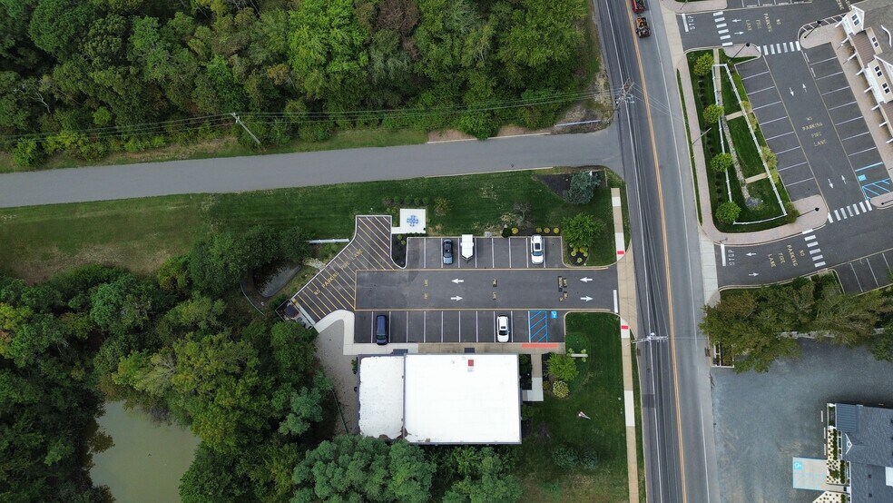 More Photos Of 253 Mantoloking Rd, Brick Apartments For Sale