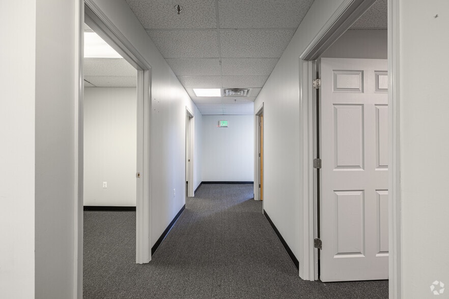 More Photos Of 1777 Reisterstown Rd, Pikesville Unknown For Lease