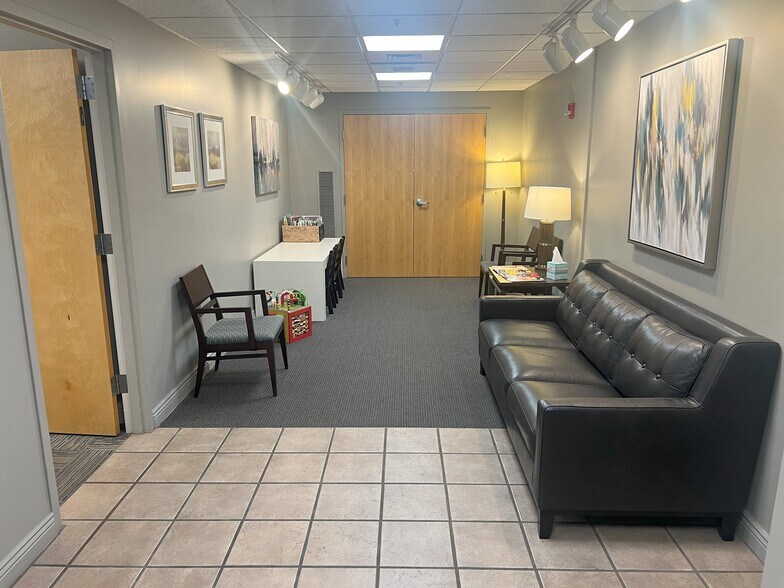 More Photos Of 3115 E Lion, Salt Lake City Medical For Sale