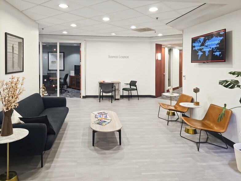 More Photos Of 5 Centerpointe Dr, Lake Oswego Coworking Space