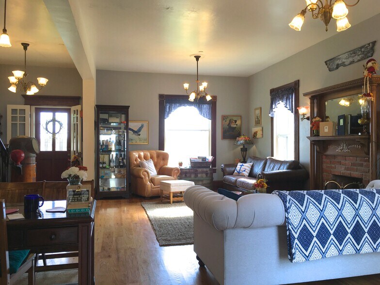 More Photos Of 8122 Moss Landing Rd, Moss Landing Hotel For Sale