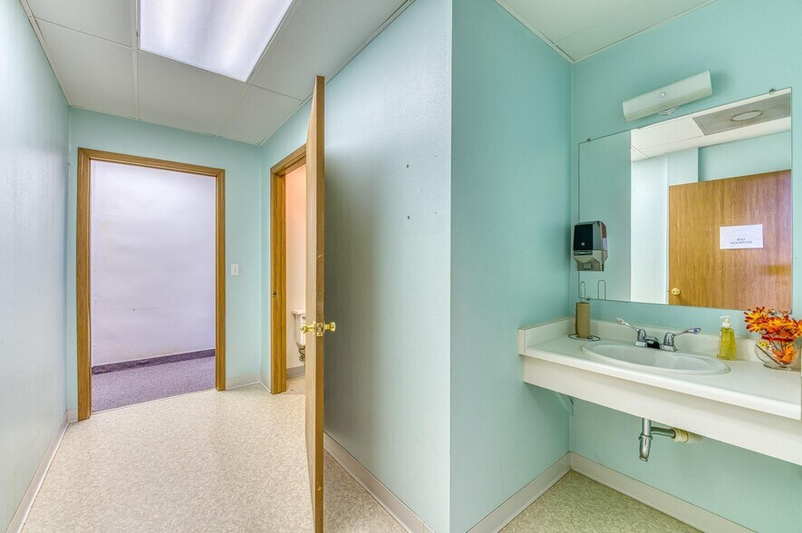 More Photos Of 100 W 4th St, Walsenburg Medical For Sale