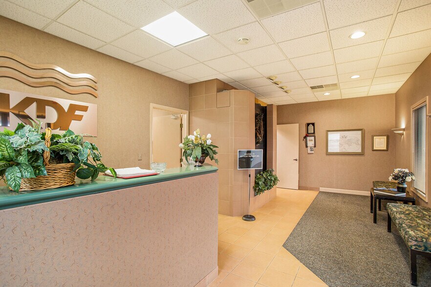 More Photos Of 1500 Kdf Dr, Three Rivers Office For Lease