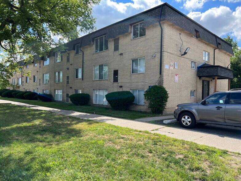 More Photos Of 18401 Joy Rd, Detroit Apartments For Sale