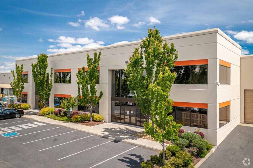 More Photos Of 4179 70th Ave E, Fife Distribution For Lease