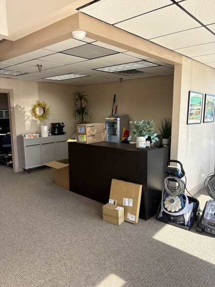 More Photos Of 2109 Parkway Dr, Saint Peters Industrial For Lease