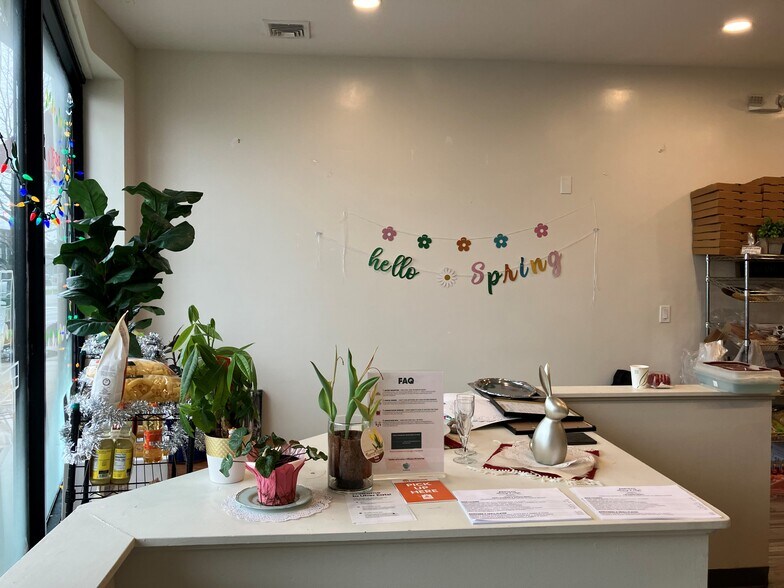 More Photos Of 733 White Plains Rd, Scarsdale Storefront Retail Office For Lease