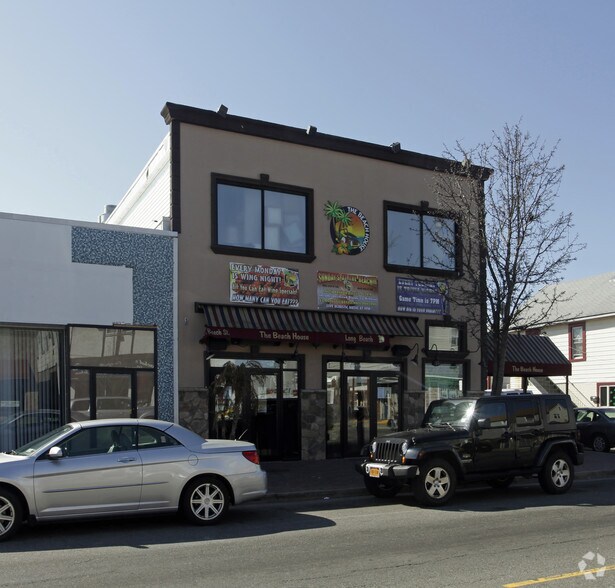 Primary Photo Of 906 W Beech St, Long Beach Storefront Retail Residential For Sale