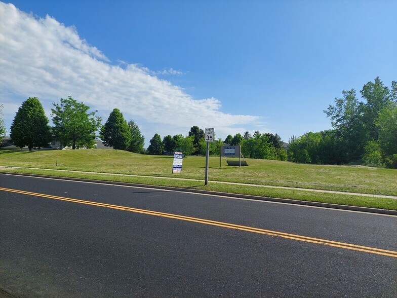 More Photos Of 1304 Memorial Dr, Watertown Land For Sale