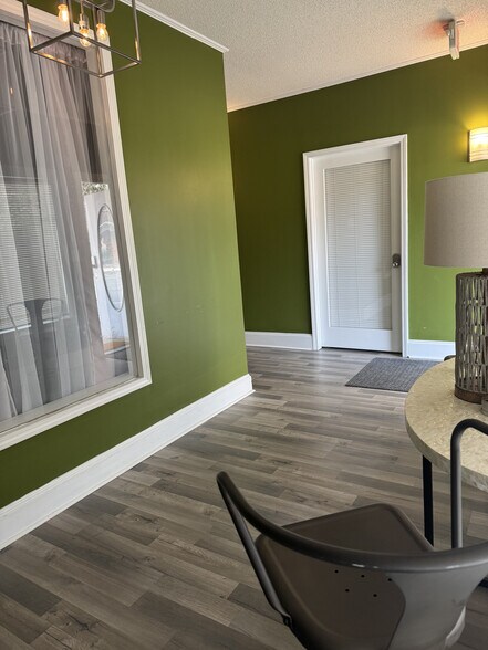 More Photos Of 148-154 Valley Hill Rd SW, Riverdale General Retail For Lease