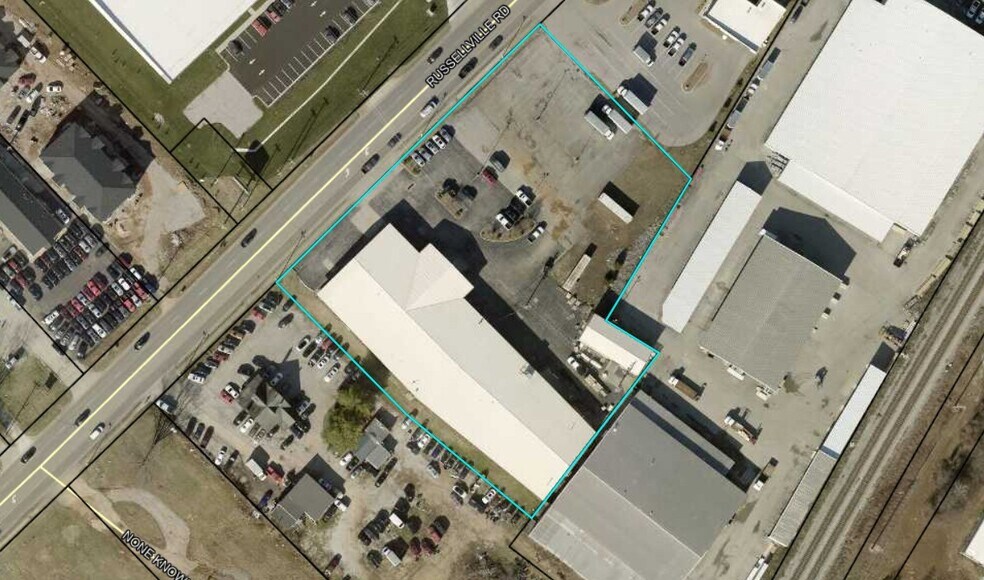 More Photos Of 2326 Russellville Rd, Bowling Green Freestanding For Lease