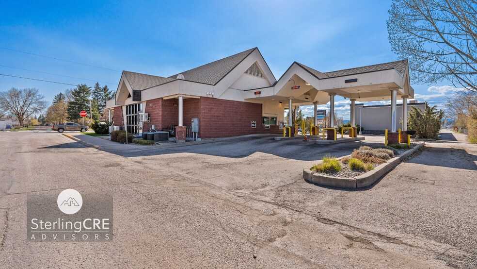 More Photos Of 1015 9th St W, Columbia Falls Bank For Lease
