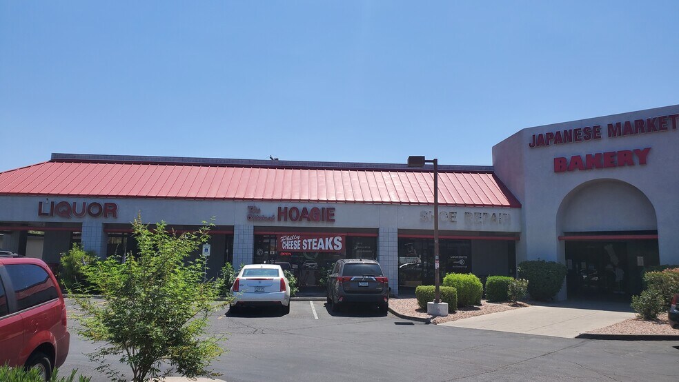 More Photos Of 1335 W University Dr, Tempe General Retail For Lease