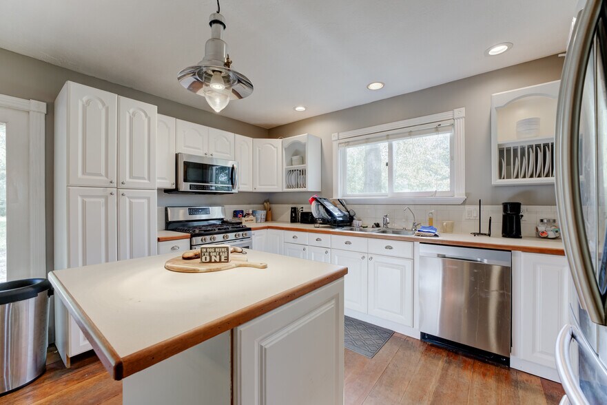 More Photos Of 19323 Belleau Wood Dr, Humble Flex For Sale