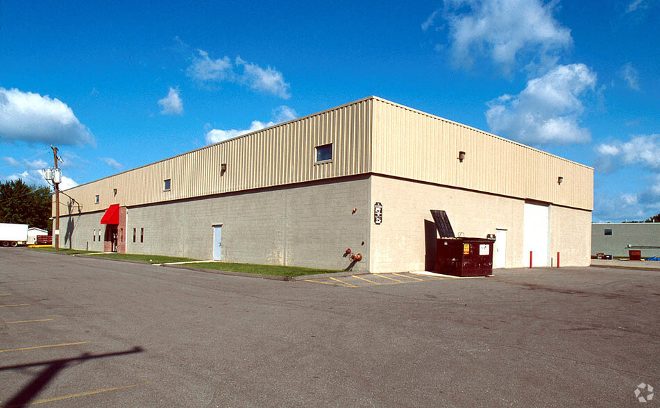 Primary Photo Of 43555 Utica Rd, Sterling Heights Warehouse For Lease