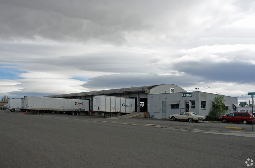 More Photos Of 2401 E 5th St, Reno Truck Terminal For Lease