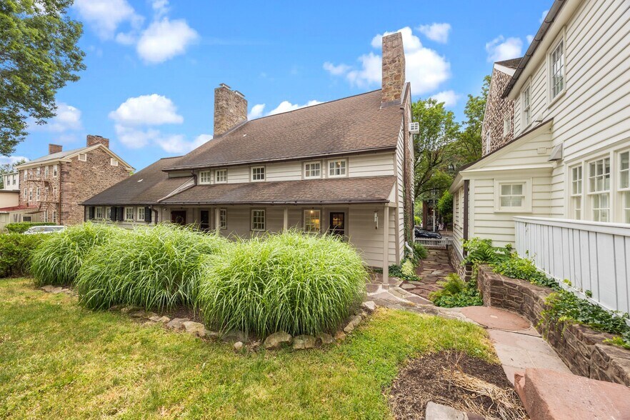 More Photos Of 111 S State St, Newtown Office Residential For Sale