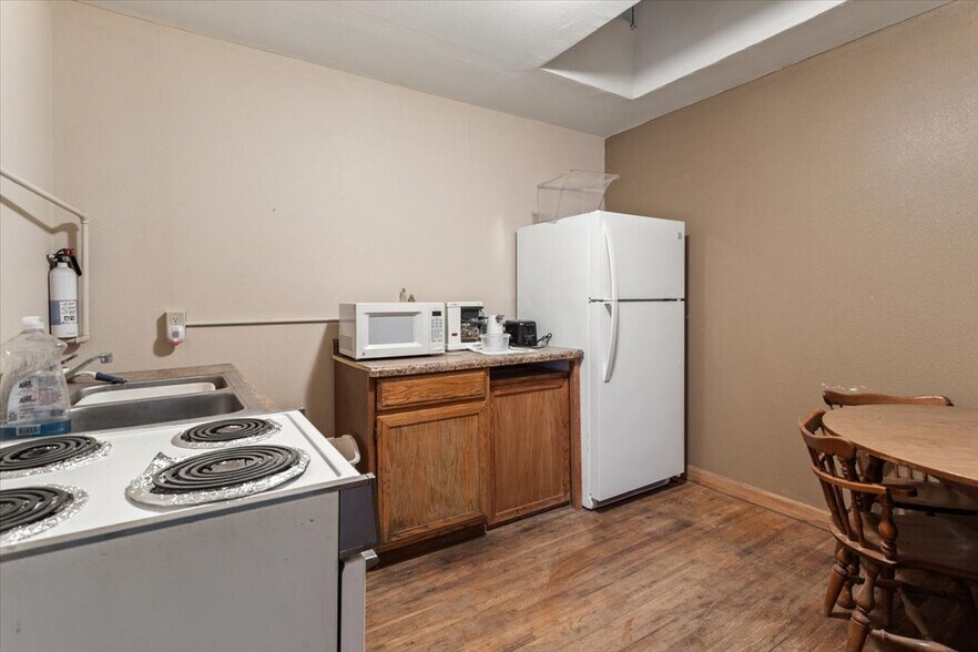 More Photos Of 19 N Main St, Tioga Bar For Sale