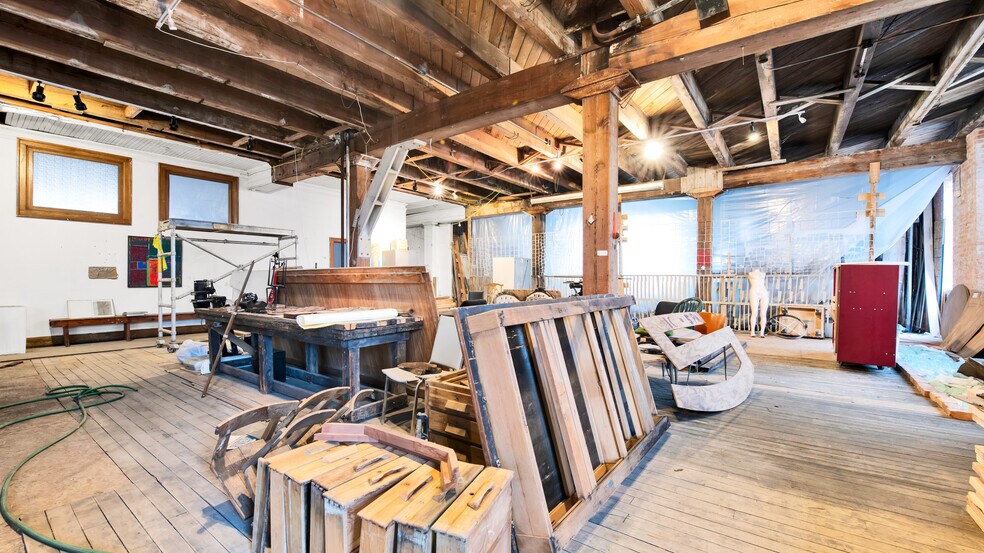 More Photos Of 2941 E Warren Ave, Detroit Apartments For Sale